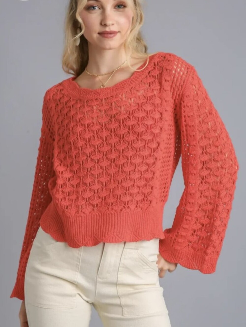 Gorgeous Umgee Coral Pink Knit Scalloped V-Neck Sweater